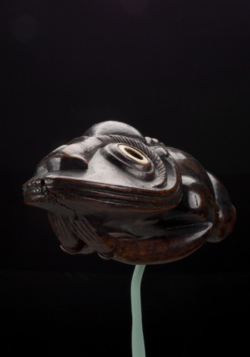 Anthropomorphic Lizard Figure (Moai Moko) - Image 2