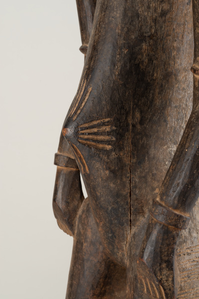 Female Ancestral Figure (Pòròpya) - Image 24