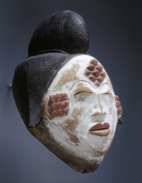 Female Ancestor Mask (Mukudj’) - Image 2