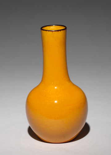 Two Bottle Vases - Image 3