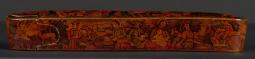 Pen Box Decorated with Figural Scenes - Image 8