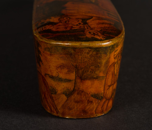 Pen Box Decorated with Figural Scenes - Image 2