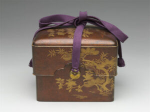 Cosmetic Box Decorated with the “Three Friends of Winter”