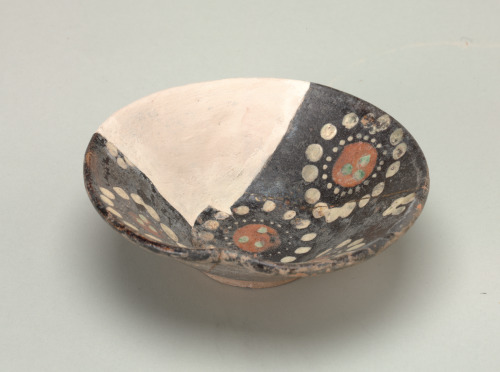 Bowl Decorated with Circles Formed of Dots - Image 3