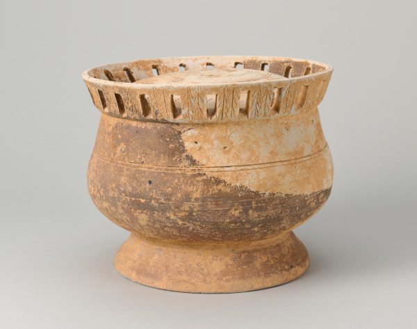 Covered Pot - Image 3