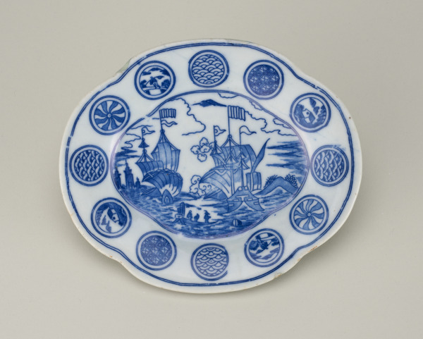 Lobed Dish Decorated with European Sailing Ships - Image 1