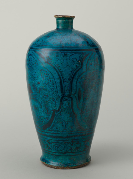 Cizhou-ware Bottle with Figural Decoration - Image 4