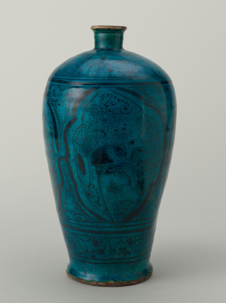 Cizhou-ware Bottle with Figural Decoration - Image 3