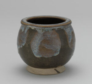 Jar with Suffused Splashes in the Form of Petals