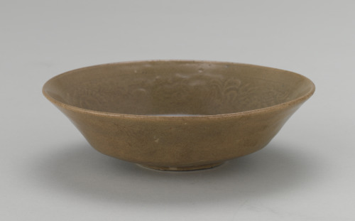 Bowl Decorated with Molded Flower-and-Leaf Design
