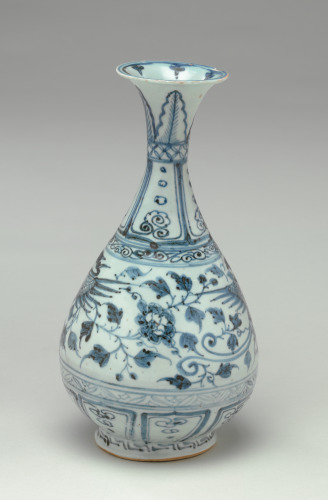 Bottle Decorated with Phoenix Motif - Image 4