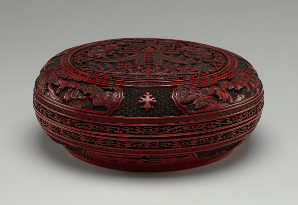 Presentation Box Decorated with Auspicious Emblems - Image 7