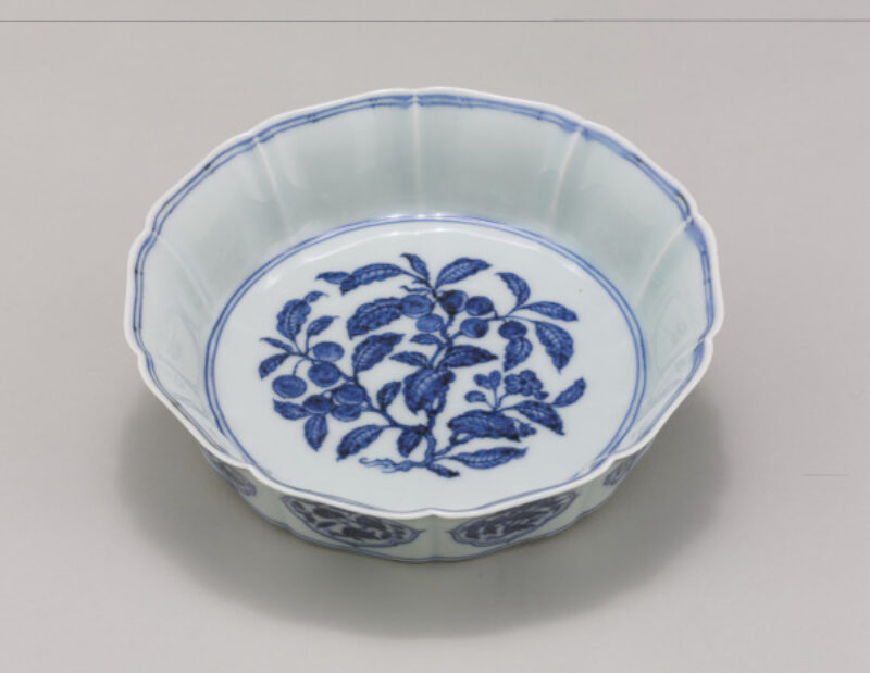 Brush Washer with Design of Fruit and Flowers