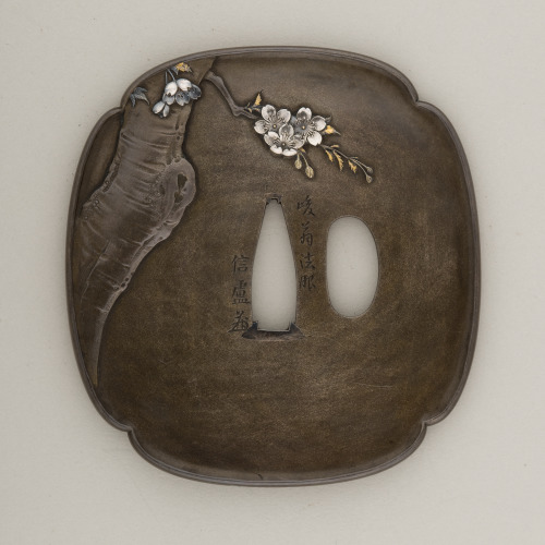 Guard (tsuba) with the Warrior, Minomoto-Yoshiie on Horseback - Image 3