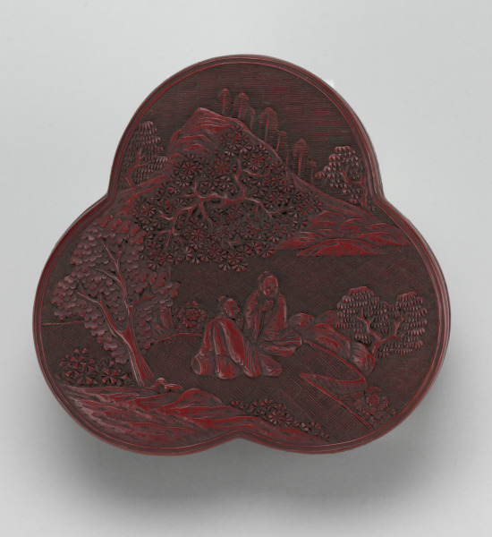 Box Decorated with Two Seated Scholars Conversing - Image 2
