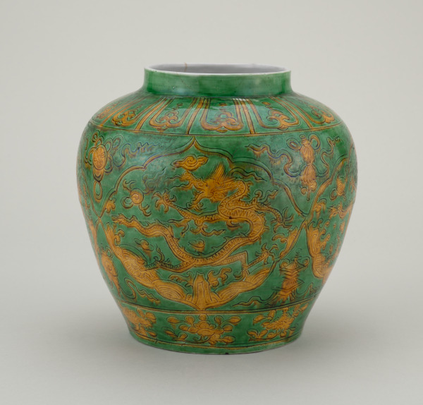 Preserved Food Jar with Incised Dragon Design