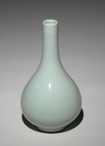 Hu-Shaped Vase - Image 3