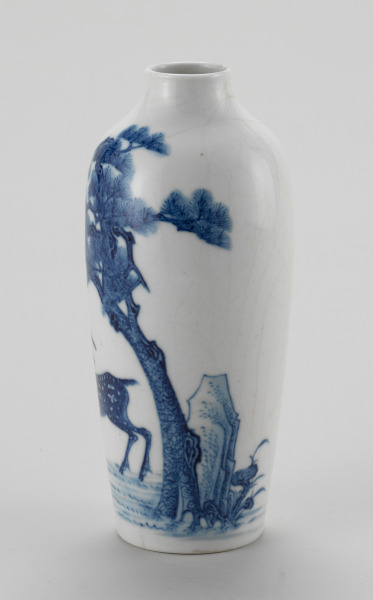 Vase Decorated with Deer-and-Pine-Tree Pattern - Image 4