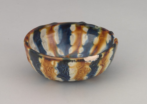 Small Bowl with Molded Design - Image 2