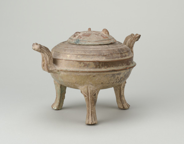 Covered Tripod (ding) with Elephant-Head legs - Image 2