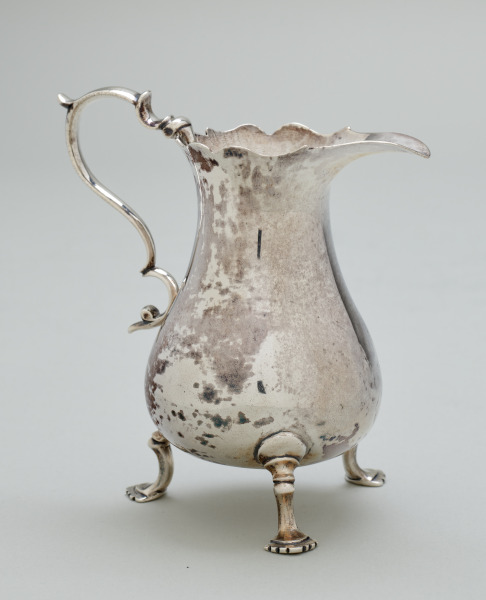 Cream Pitcher - Image 3