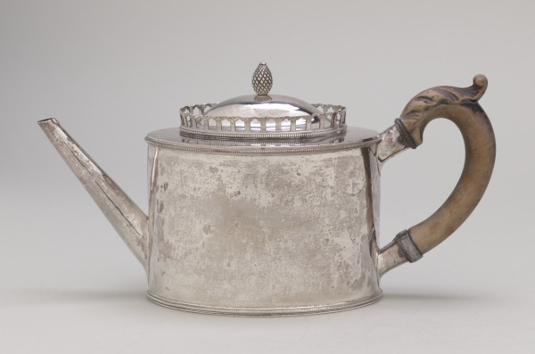 Teapot - Image 6