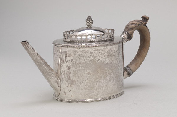 Teapot - Image 5
