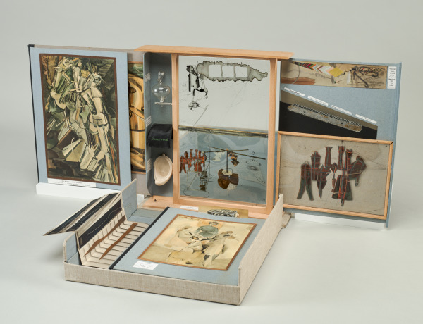 Boîte-en-valise (From or by Marcel Duchamp or Rrose Sélavy) - Image 8