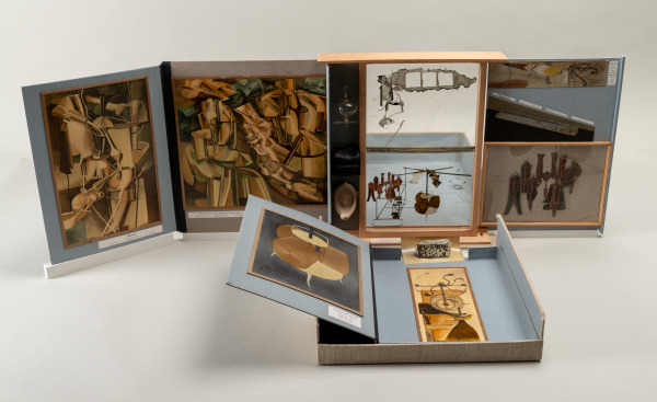 Boîte-en-valise (From or by Marcel Duchamp or Rrose Sélavy) - Image 6