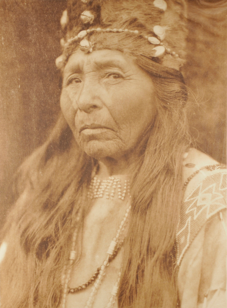 Plate 435, Klamath Woman - Image 4