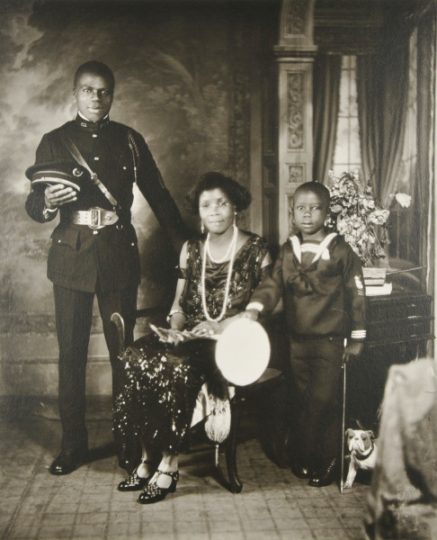 Garveyite Family, Harlem, 1924 - Image 4
