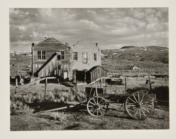 Wagon and Buildings - Image 4