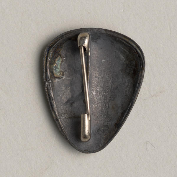 “Art War Relief” Medal