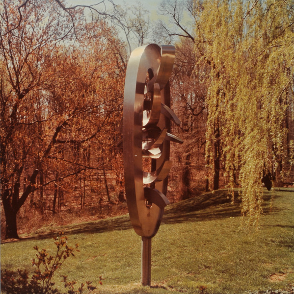 Noguchi, Untitled. Photograph taken in The Wurtzburger Sculpture Garden (original site, Timberlane) - Image 2