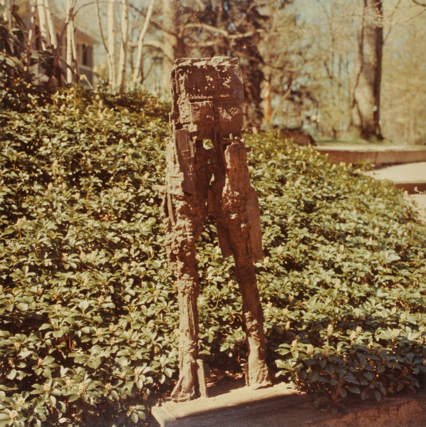 Paolozzi, Box-Headed Figure. Photograph taken in The Wurtzburger Sculpture Garden (original site, Timberlane) - Image 2