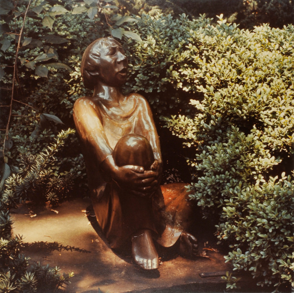 Barlach, Sining Man. Photograph taken in The Wurtzburger Sculpture Garden (original site, Timberlane) - Image 4