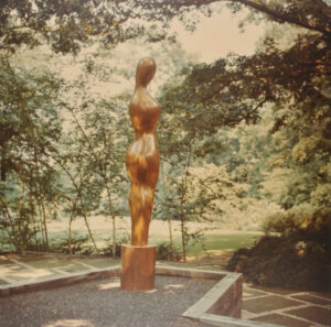 Jean Arp, Sculpture Classique. Photograph taken in The Wurtzburger Sculpture Garden (original site, Timberlane)