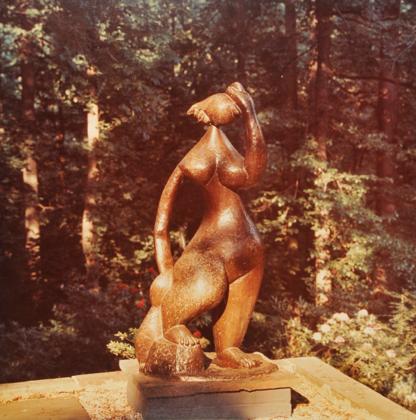 Laurens, Large Bathers. Photograph taken in The Wurtzburger Sculpture Garden (original site, Timberlane) - Image 4