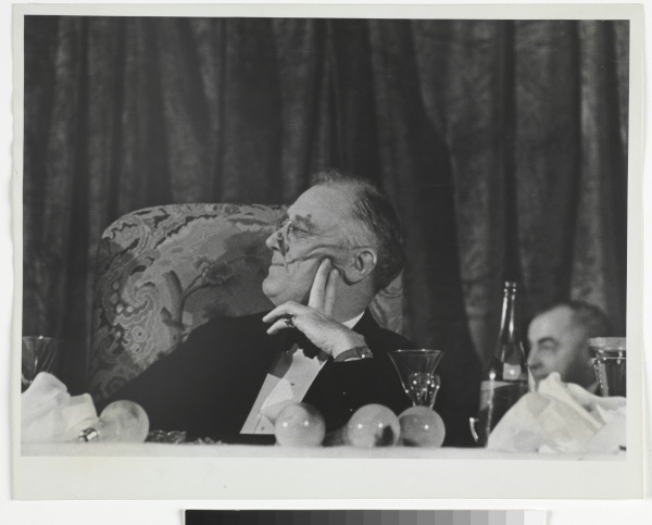 PRESIDENT FRANKLIN DELANO ROOSEVELT AT THE JACKSON DAY DINNER