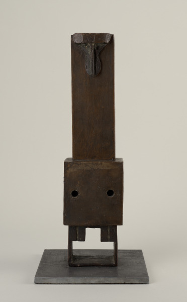 SCULPTURE BY ITSELF I