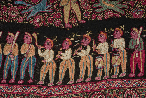 Embroidered Pictorial Shawl (Amlikar) - Image 3