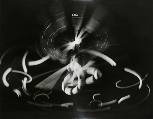 Mobile in Motion, Blurred - Image 3