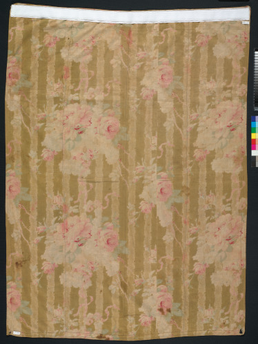 Small Embroidered Hanging or Prayer Mat (nimsuzani or djoinamaz) - Image 2