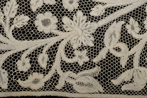 Milanese Bobbin Lace Flounce for an Alb - Image 34