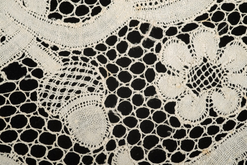 Milanese Bobbin Lace Flounce for an Alb - Image 26