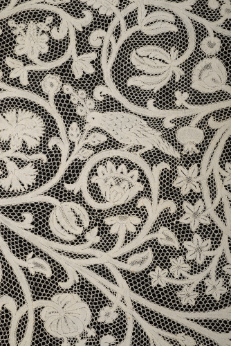 Milanese Bobbin Lace Flounce for an Alb - Image 4