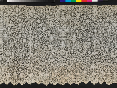 POINT DE FRANCE NEEDLE LACE FURNISHING FLOUNCE