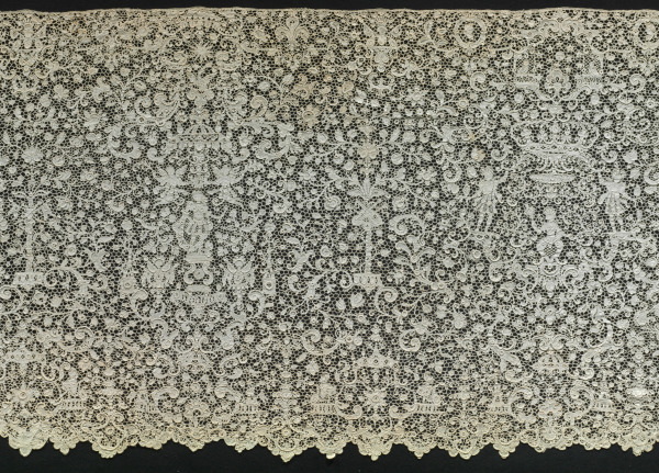 Point de France Needle Lace Furnishing Flounce - Image 4