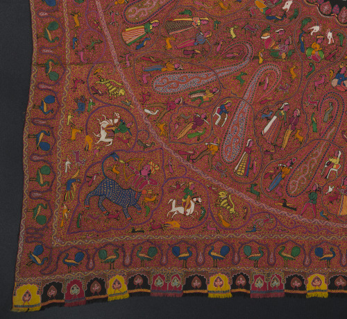 Embroidered Rumal (Square Amlikar Shawl) with Figures - Image 9
