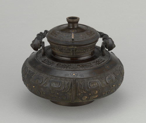 Archaistic Covered Censer in Hu Wenming Style - Image 4